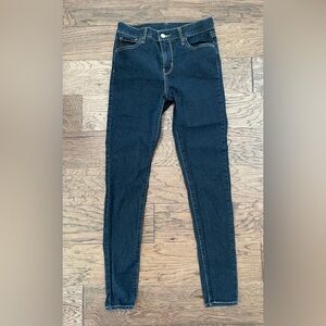 Levi’s Blue Jeans W26 L30 Women’s Inseam 28”Excellent Condition